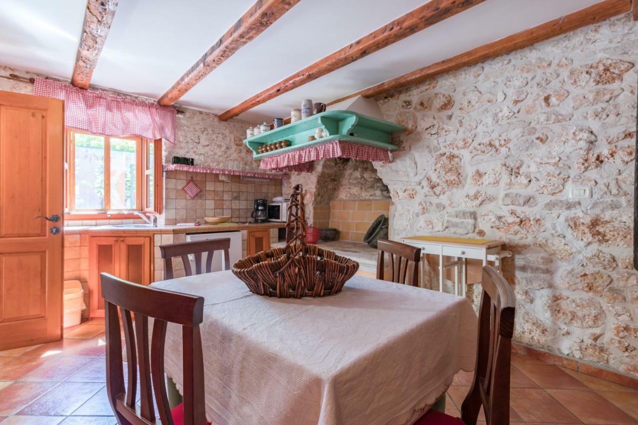 Country House Apartments Pula Exterior foto
